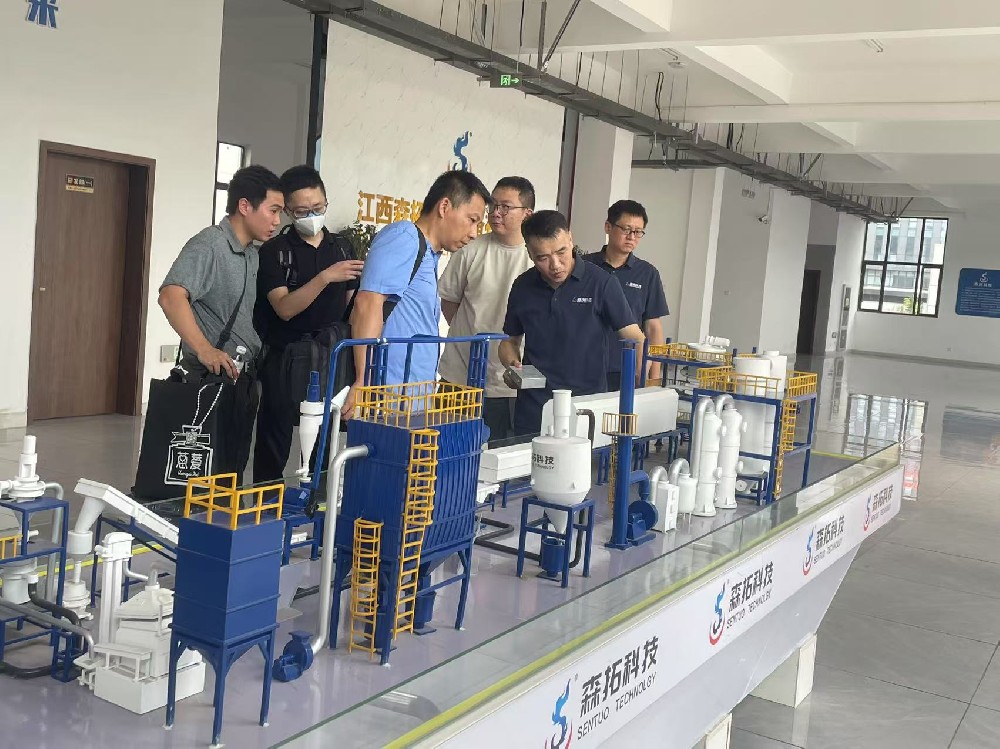 菲律宾客户莅临江西森拓智能装备有限公司实地考察，共探合作新机遇